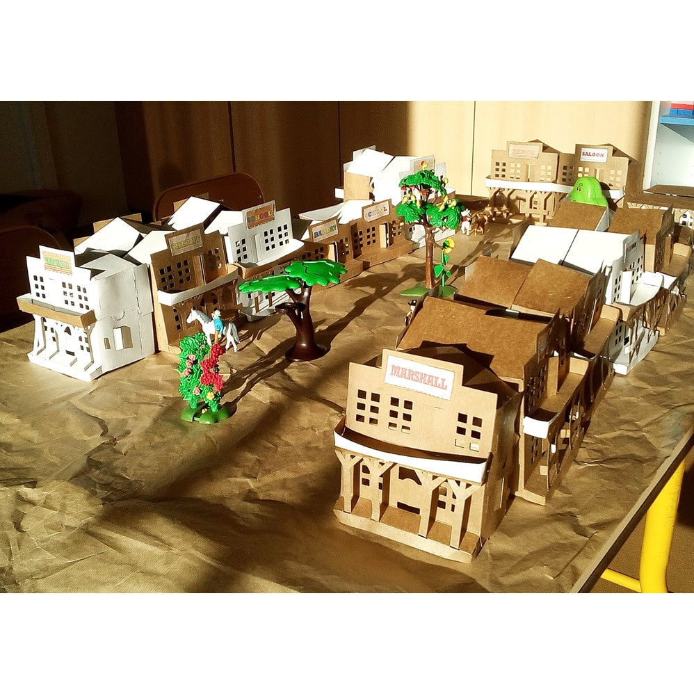 Le saloon de la ville Far-West